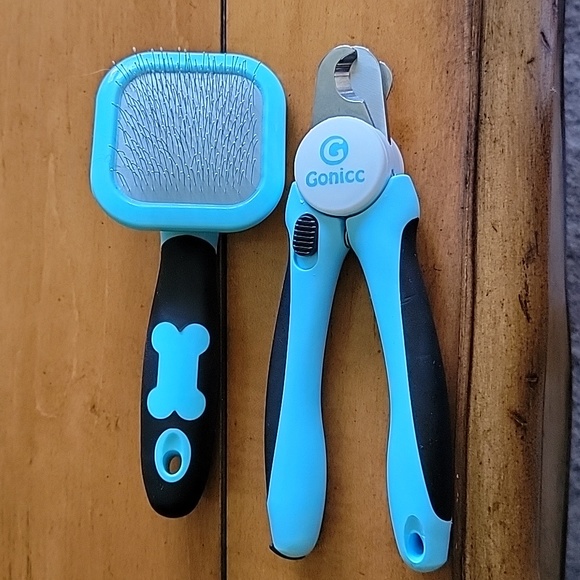 Gonicc Dog & Cat Pets Nail Clippers  and brush set - with Safety Guard - Picture 7 of 7